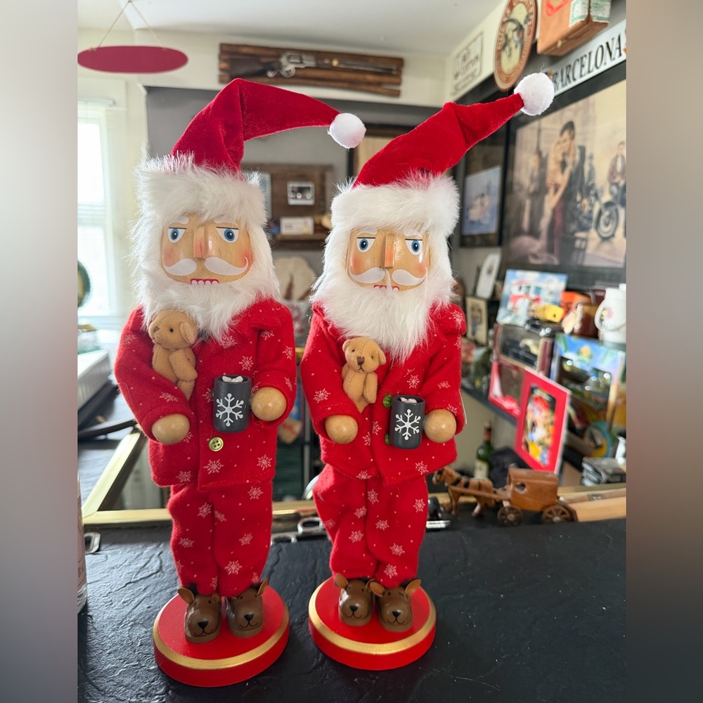 Christmas Festive Red Santa Nutcracker Set Matching 
ONLY 1 FOR SALE